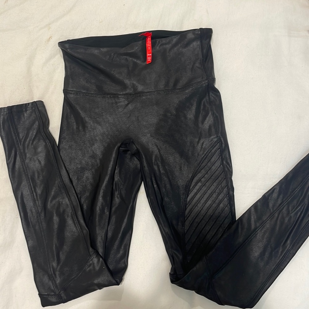 Spanx Faux Leather Moto Black leggings size medium